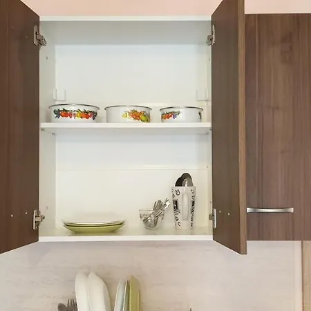 Apartment Family Holiday Breez 2 Warna